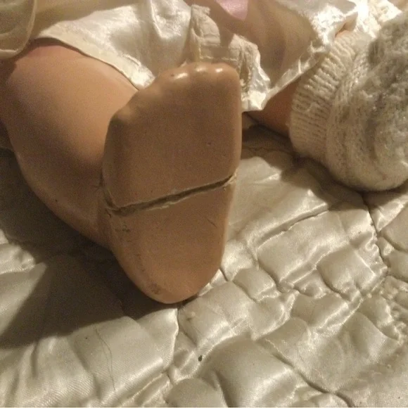 Antique 1800’s Composition Mohair Wig Large Doll - Picture 5 of 5